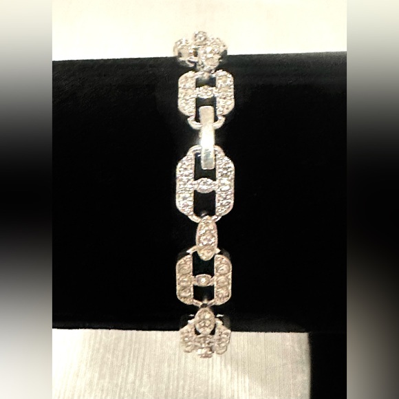 Silver And Crystal Bracelet With Clasp - NWOT - Picture 2 of 2